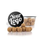 Choko-lakridskugler i bæger med logo