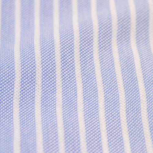 Skjorte-med-logo-Harvest-and-Frost-bow-34-lyseblaa-stribet