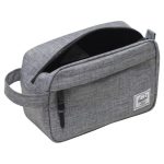 Herschel-toilettaske-med-logo-model-chapter-graa