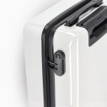 Kabine-kuffert-med-eget-design-laas